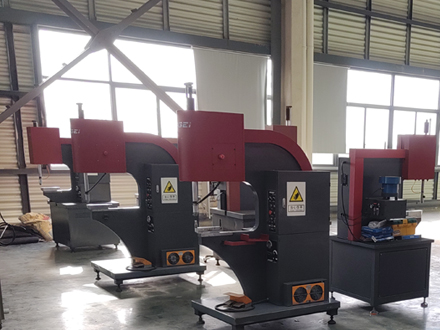 鈑金加工設(shè)備